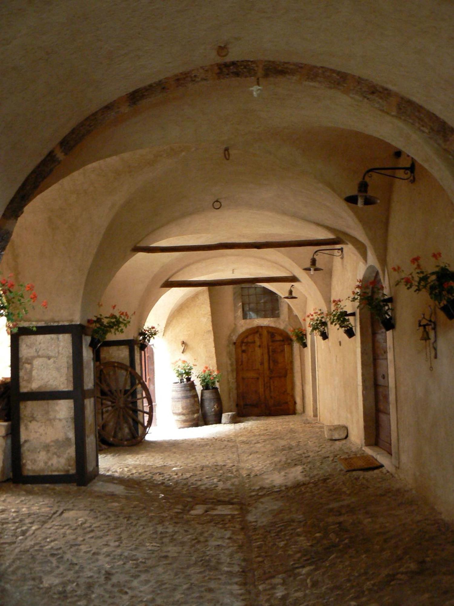Residence Il Palazzo Santo Stefano Di Sessanio Extérieur photo